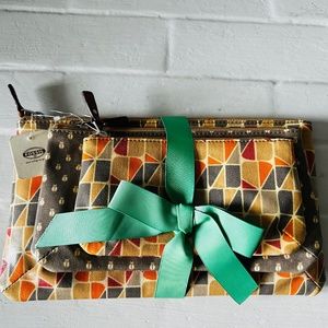 Fossil bags
